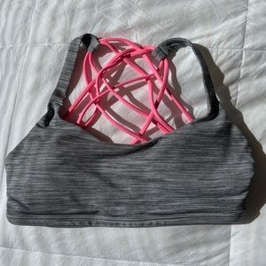 Lululemon free to be wild bra, size 4